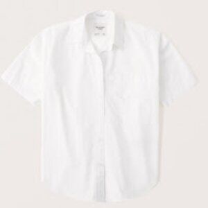 Abercrombie & Fitch Oversized Short-Sleeve Poplin Button-Up Shirt in White XS
